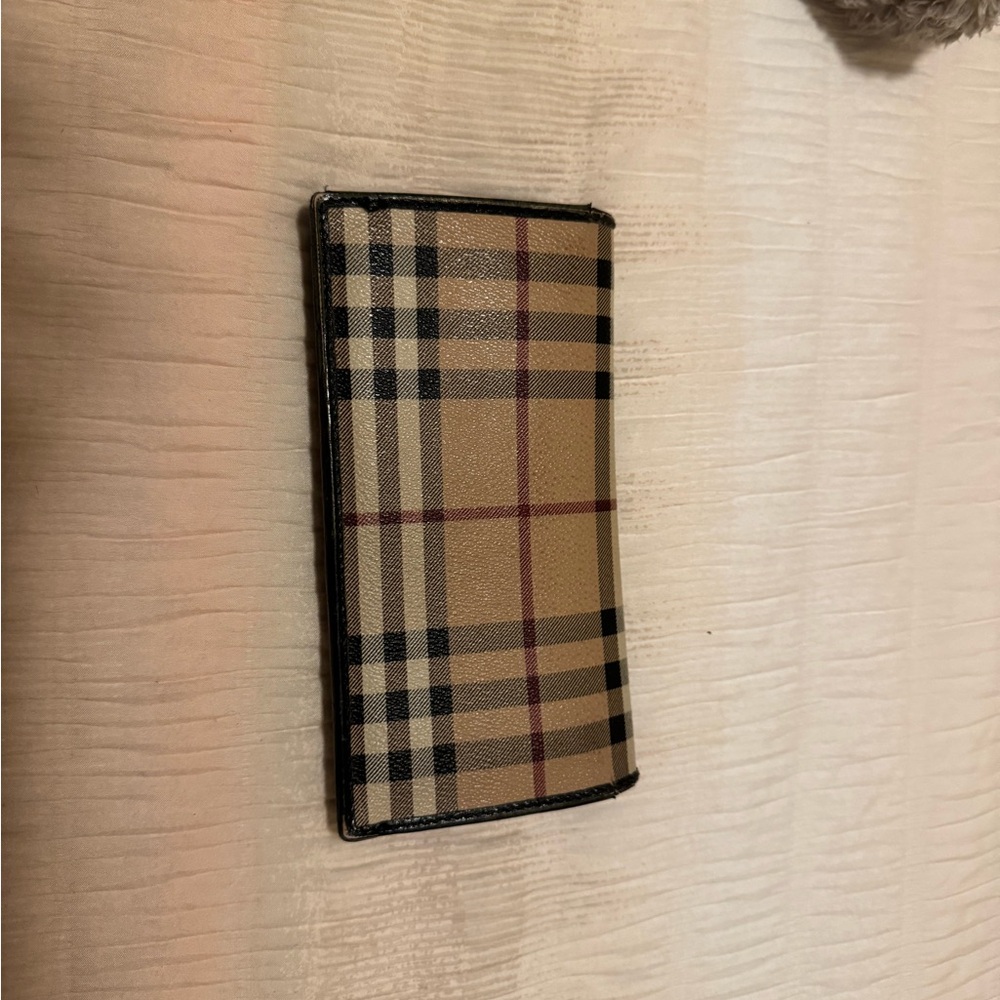 Burberry Beige and Black Check Wallet - Picture 2 of 5